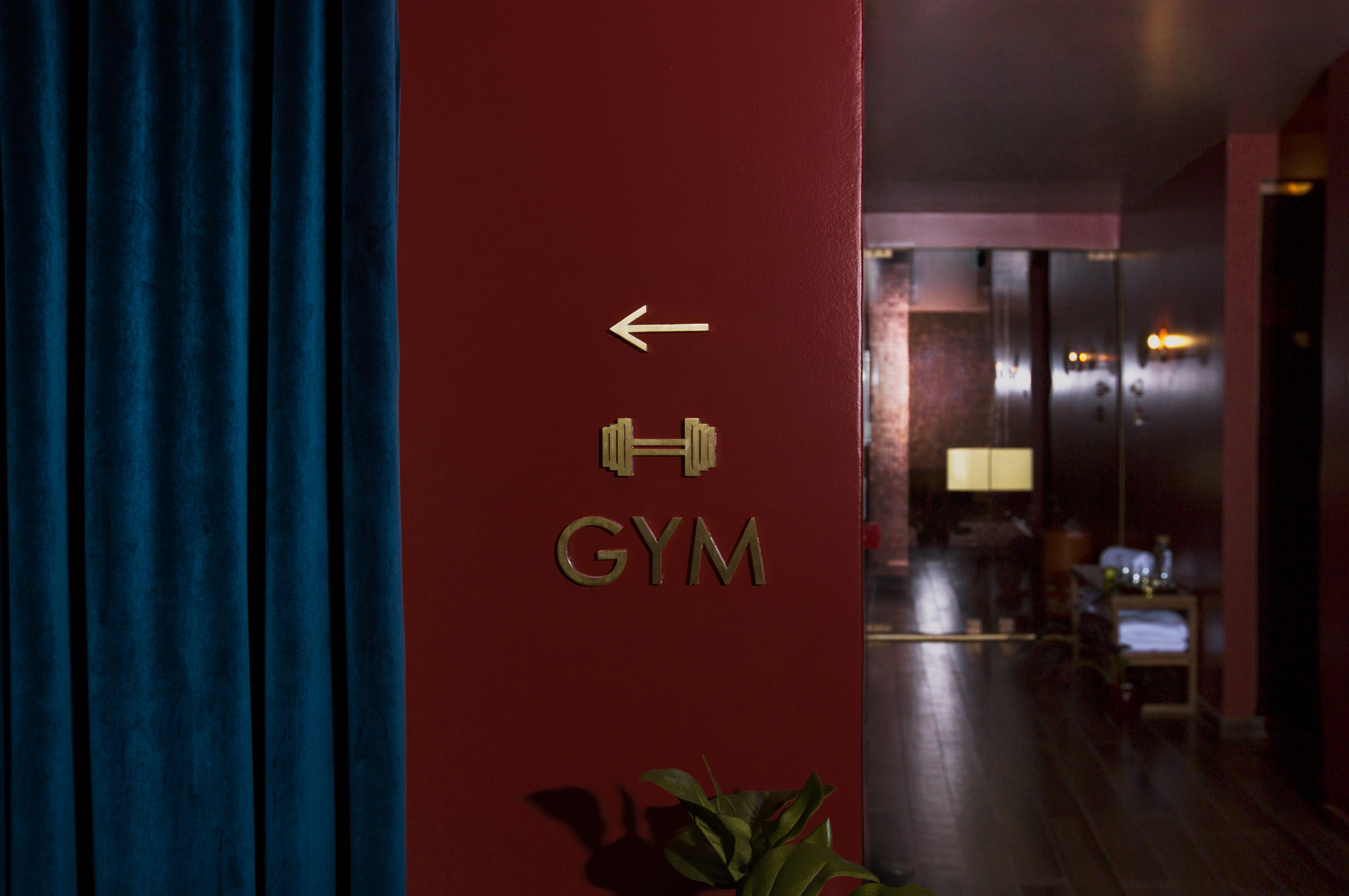 The Vintage Hotel & Spa Lisboa Kültér fotó The gym at the Standard London