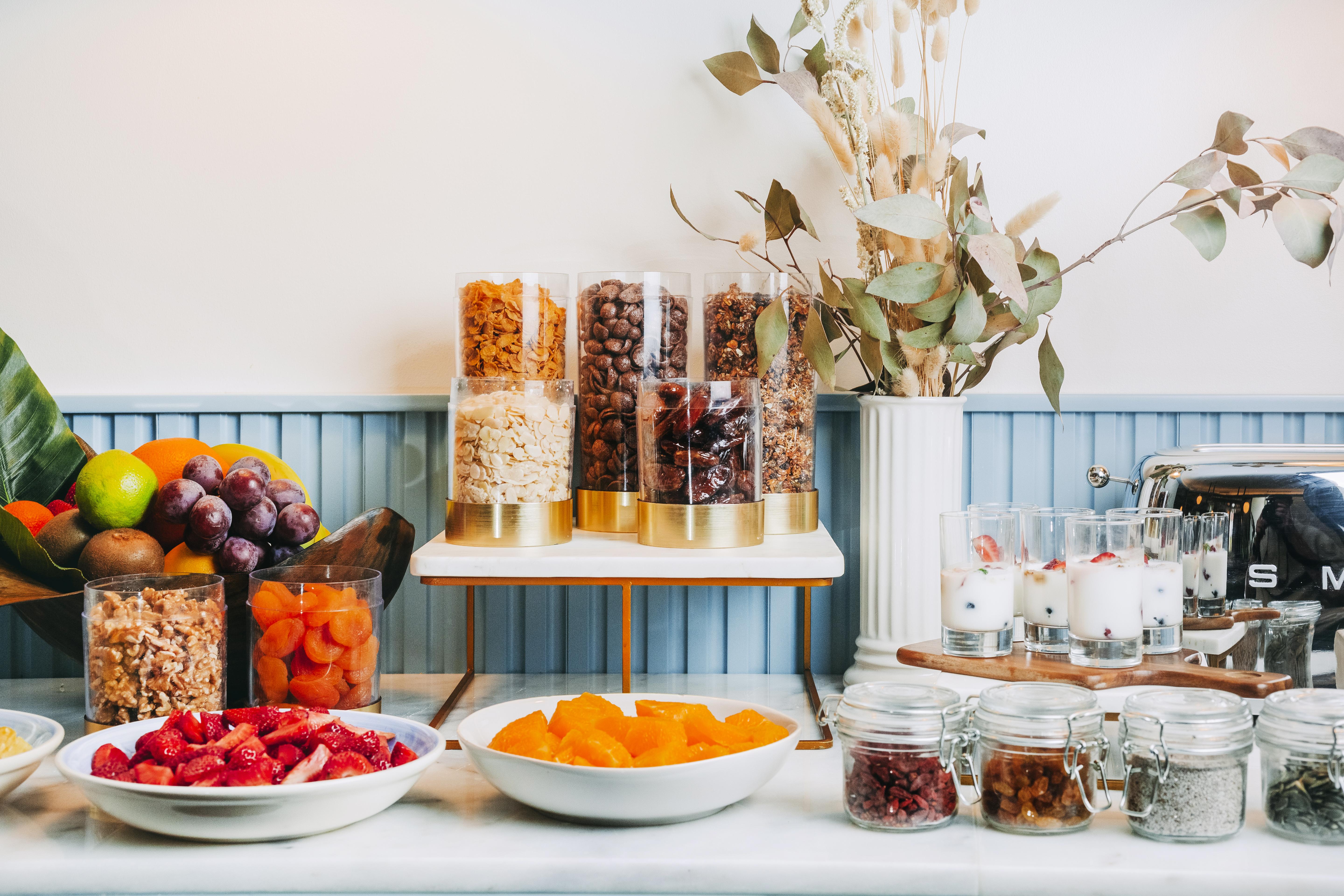The Vintage Hotel & Spa Lisboa Kültér fotó A selection of breakfast cereals